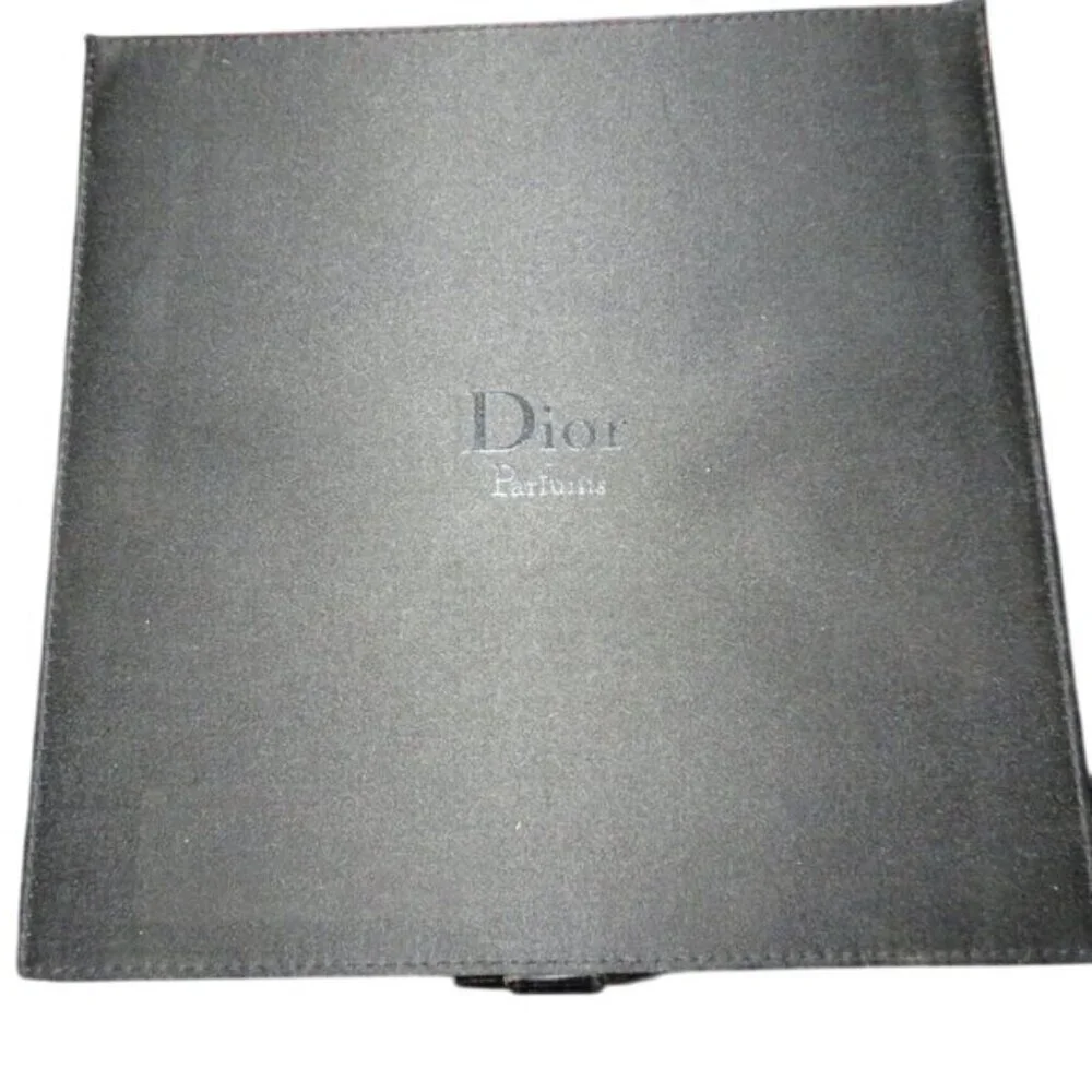 Dior 8x8x5 perfect